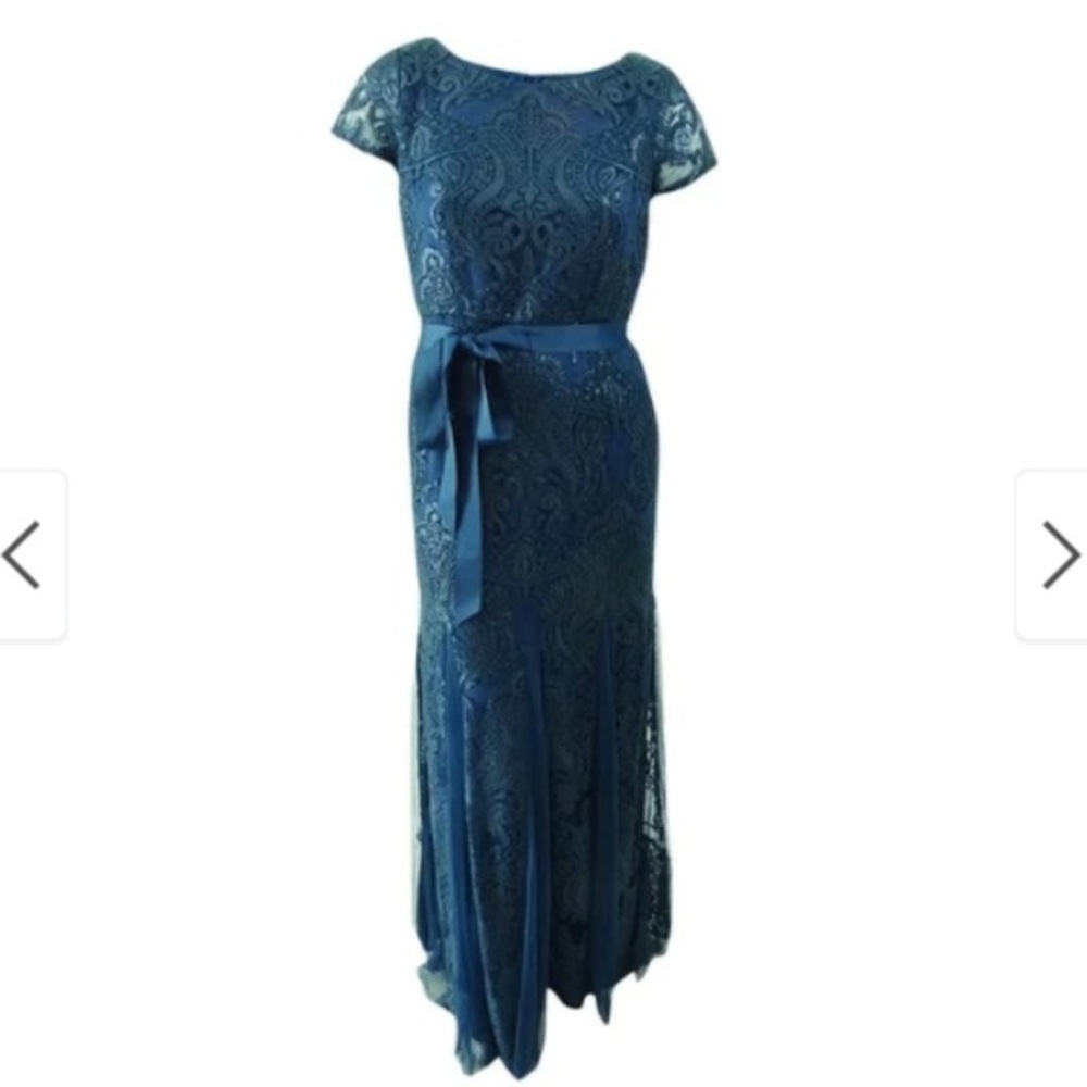 Adrianna Papell “Deep Blue”Damask Sequined Gown with Sash Short Sleeve Size 4 - Picture 2 of 12